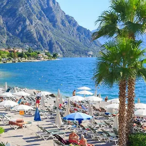 leonardo-da-vinci-limone-sul-garda.it-lombardy.com/