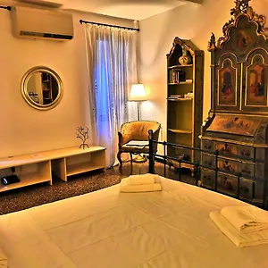  Apartment Ruga Giuffa Italy